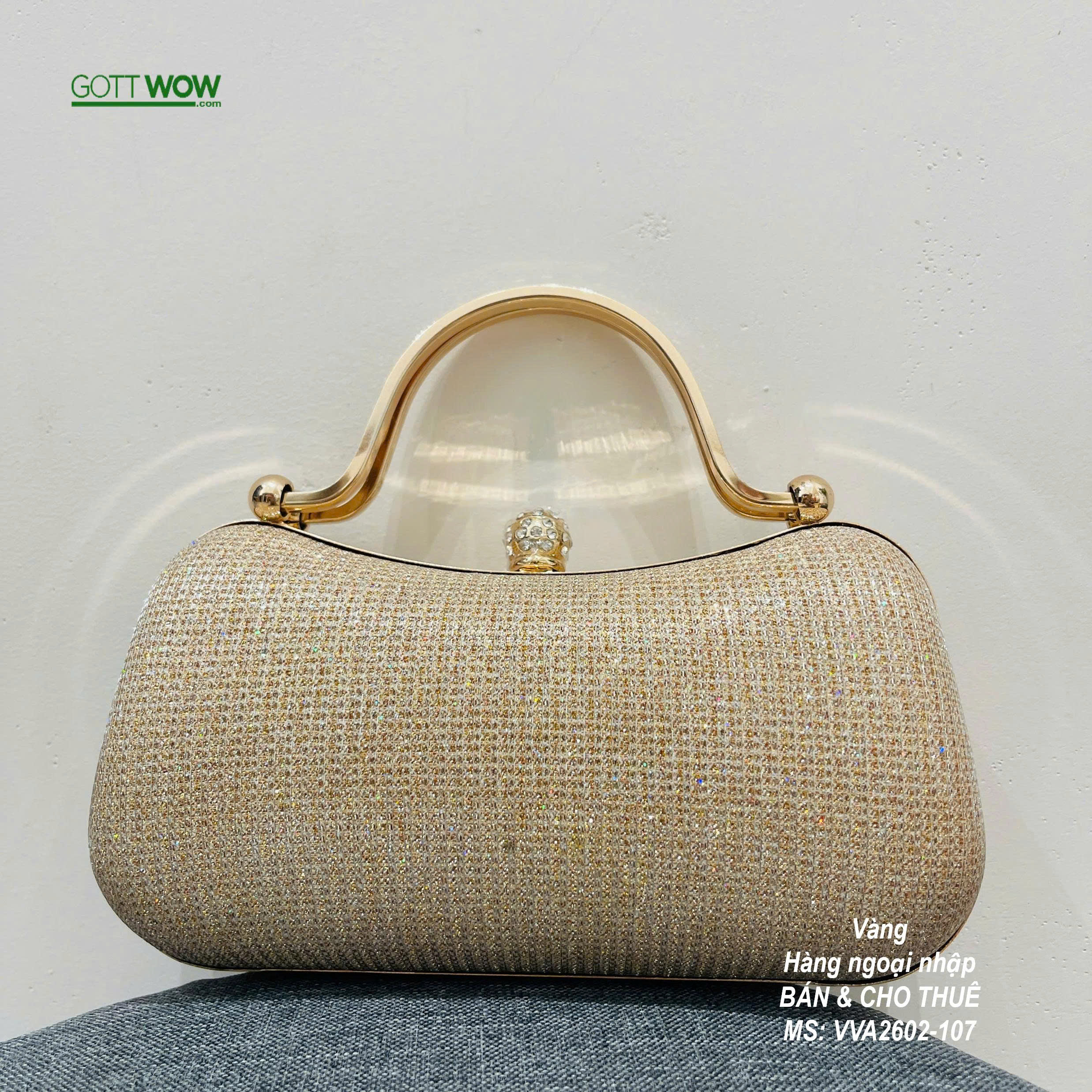 Ví dự tiệc đẹp sang trẻ trung - MS: V107